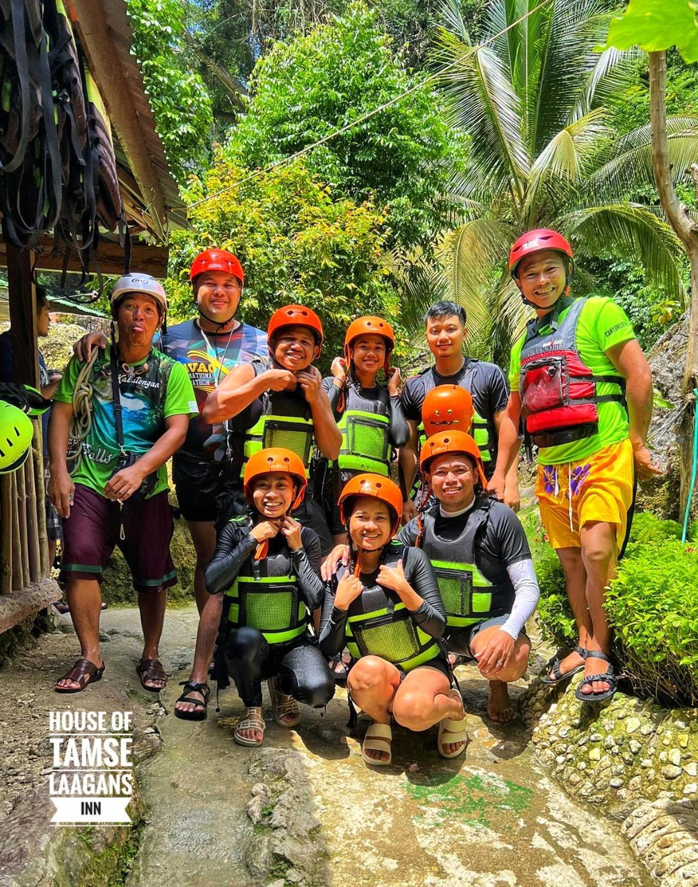 House Of Tamse Laagans ' Inn Badian Ngoại thất bức ảnh